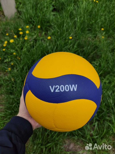 Волейбольный мяч mikasa