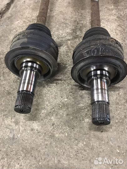 Мерседес с203 полуось