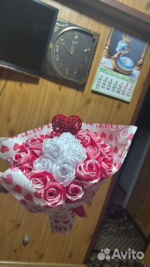 Букеты из атласных роз