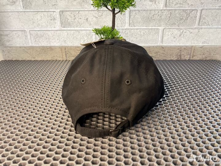 Бейсболка мужская Calvin Klein