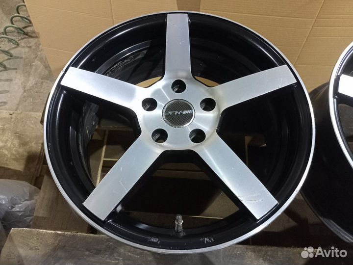 Литые диски Реплика vossen R17 5*114.3 67.1