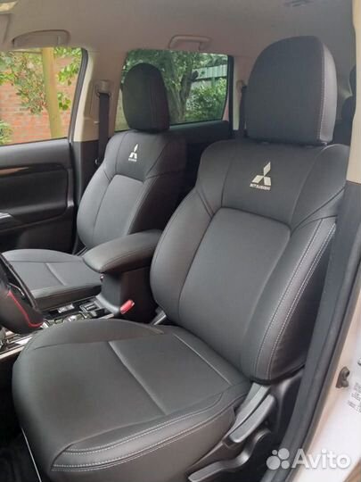 Чехлы на Mitsubishi Outlander 3 рестаилинг