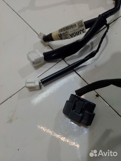 Электропроводка двери задняя правая