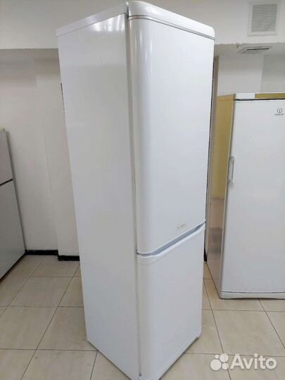Холодильник Хотпоинт Аристон 196см/Гарантия/Достав