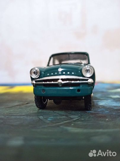 Коллекционная модель автомобиля