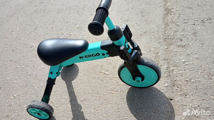 Беговел велосипед 2 в 1