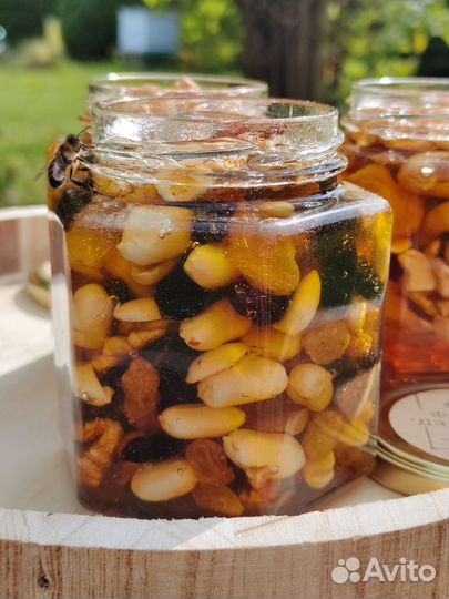 Мед с орехами