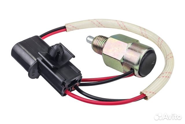 Датчик включения заднего хода Mitsubishi Pajero 4