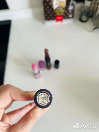 Помады и блески: Isadora, Maybelline пакетом