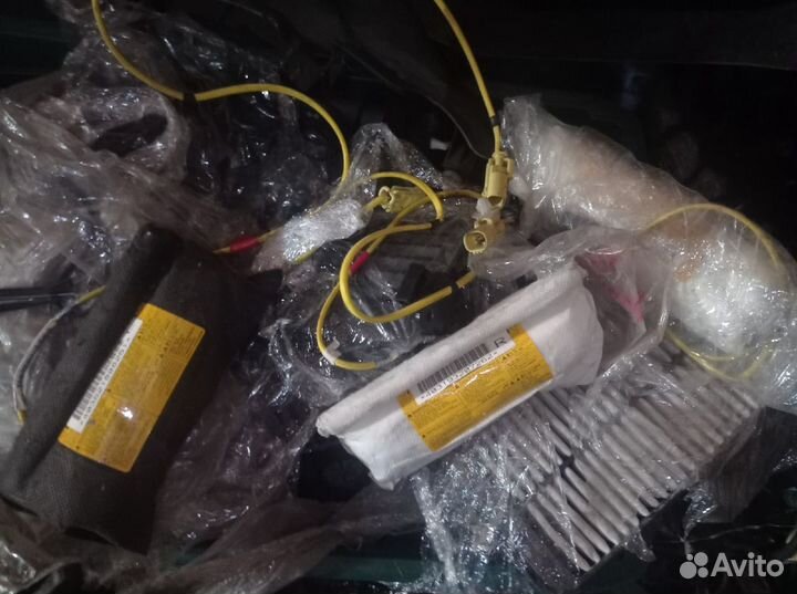 Подушка левая в сиденье митсубиси лансер 10