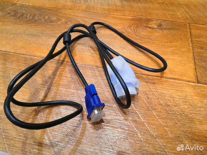 Кабель компьютерный VGA (D-sub)