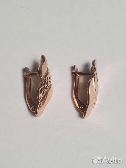 Золотые серьги 585 пробы