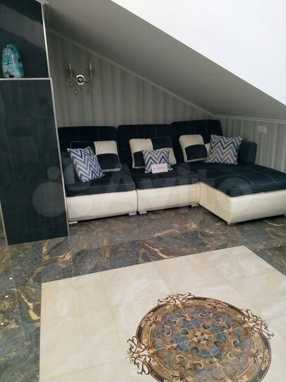 3-к. квартира, 105 м², 3/3 эт.