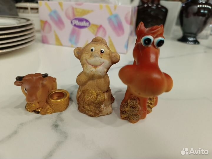 Денежные статуэтки