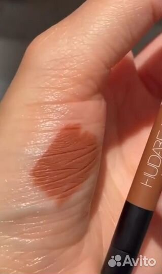 Huda beauty Lips