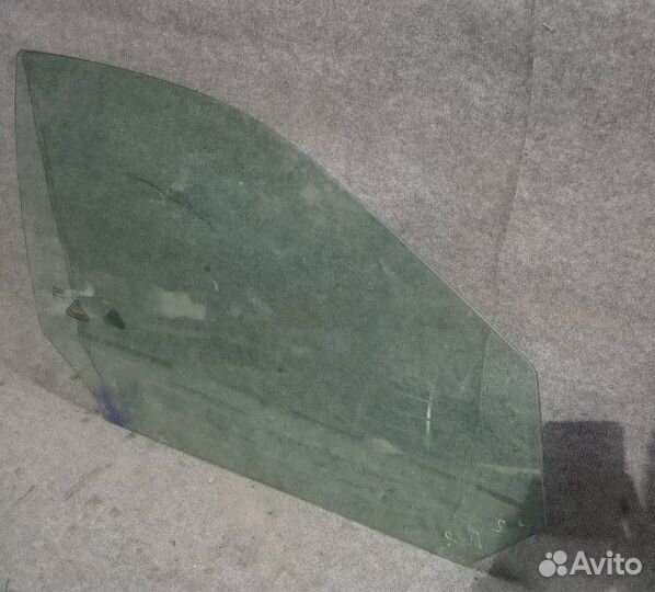 Стекло переднее правое Jaguar S-Type 1999