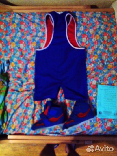 Форма для единоборства, пауэрлифтигн