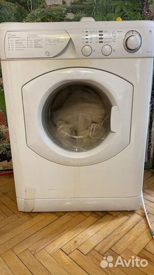 Стиральная машина Ariston б/у