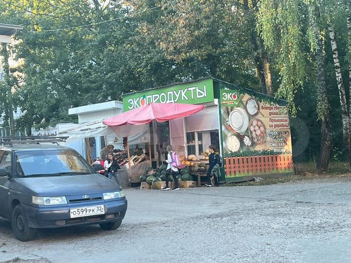 Торговая площадь, 16 м²