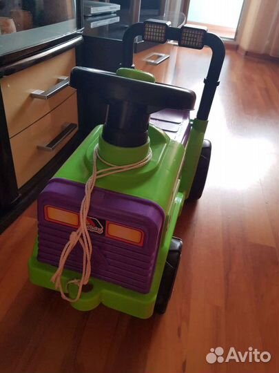 Машинка-каталка