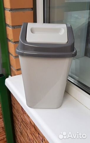 Контейнер для мусора с плавающей крышкой 8л