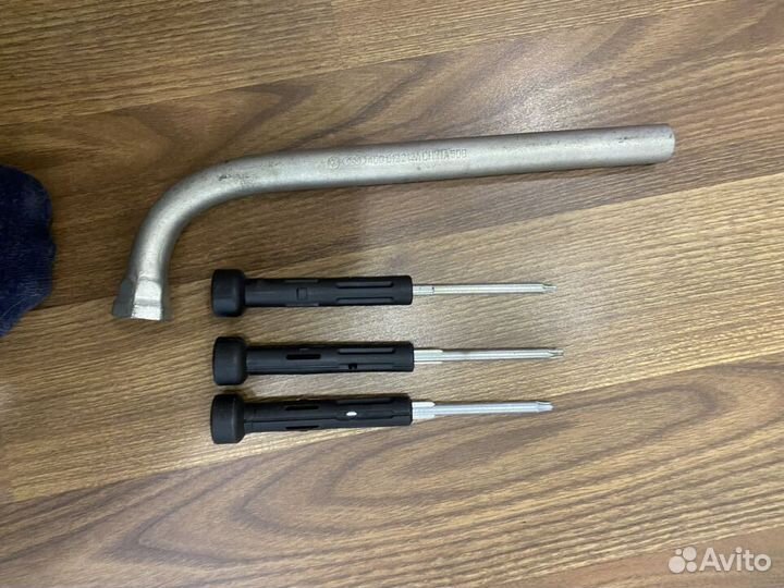 Ключ колесный (балонный) Skoda/VW/Seat/Audi WAG