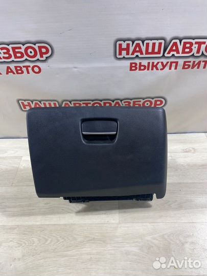 Бардачок Bmw 1 хэтчбек 2008