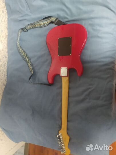 Электрогитара Squier bullet strat