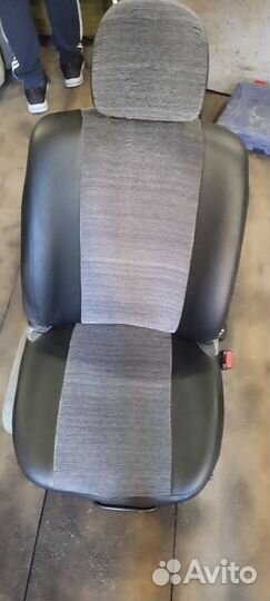 Передние сиденья Логан 1