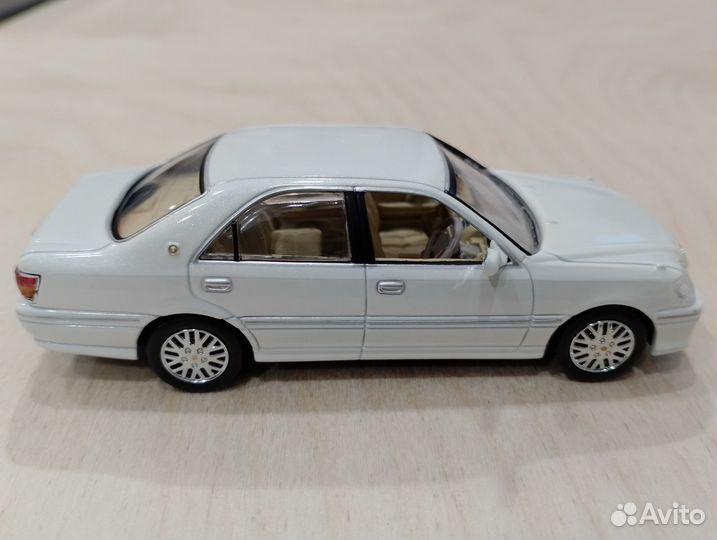 Toyota Crown Royal (S170) 1999-2001