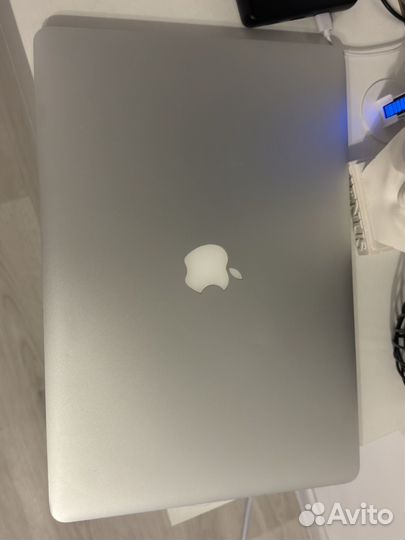 Ноутбук Apple MacBook Pro mid 15 2015