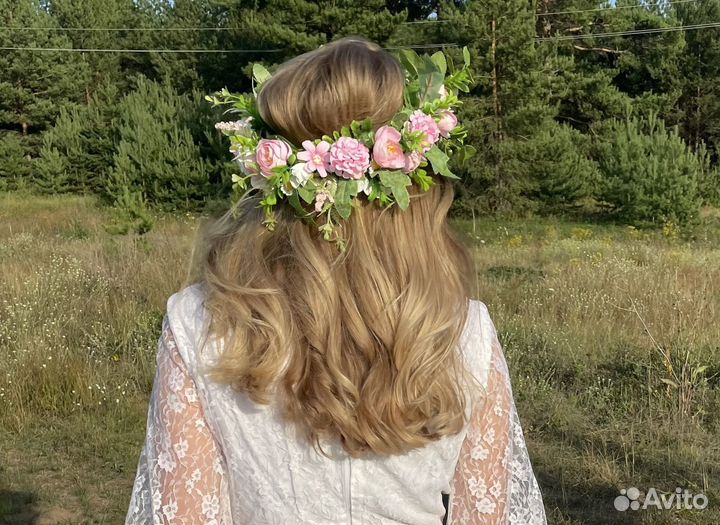 Венок на голову из искусственных цветов