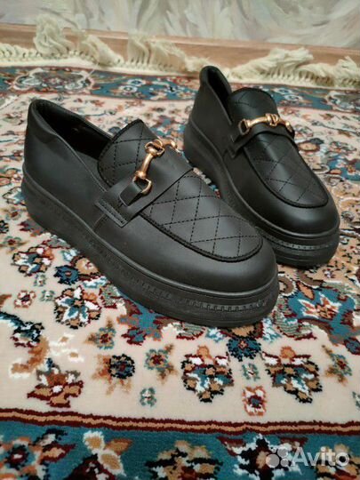 Ботинки женские новые 38 размер