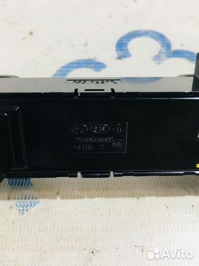 Кнопка обогрева сиденья KIA optima 4 JF 2.0 мт седан