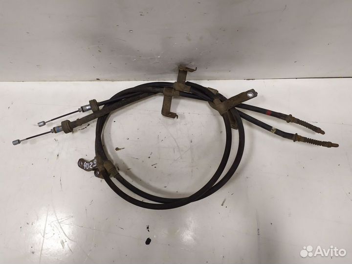 Трос стояночного тормоза Хендай Солярис 1