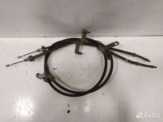 Трос стояночного тормоза Хендай Солярис 1