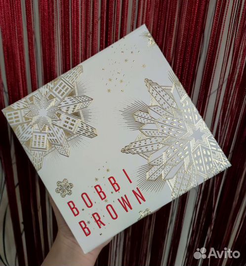 Подарочная коробка Bobbi Brown