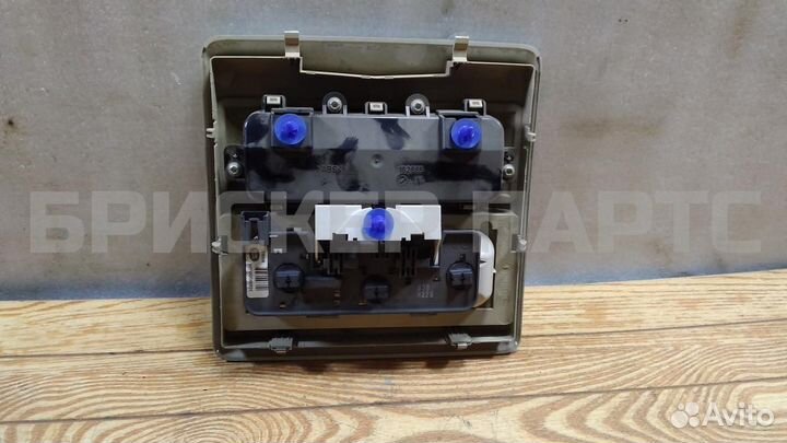 Плафон салонный Ленд Ровер Дискавери 3