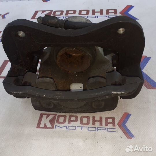 Суппорт передний правый hyundai grandeur