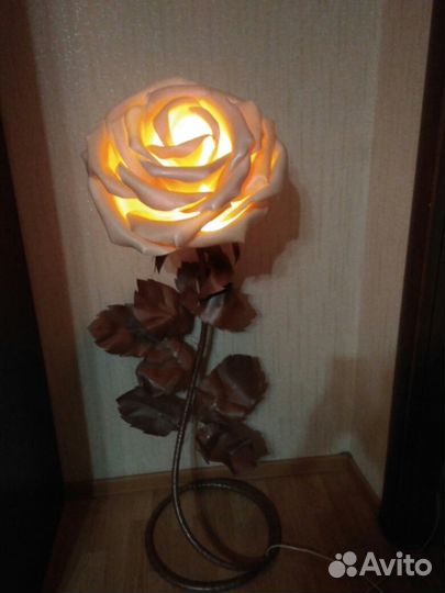 Ночник роза