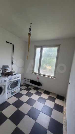 3-к. квартира, 65 м², 1/9 эт.