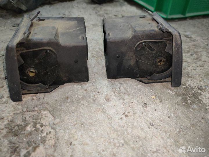 Дефлектор торпедо передний Mercedes C W202