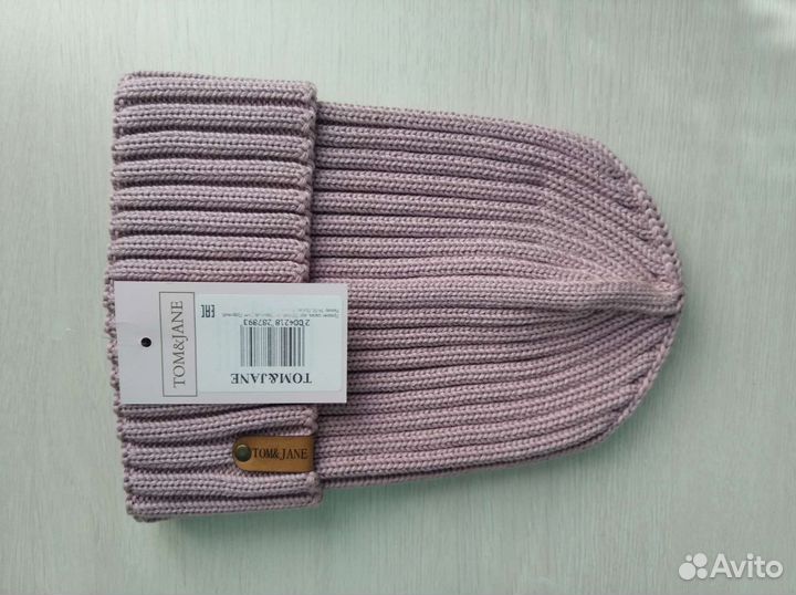 Женская шапка