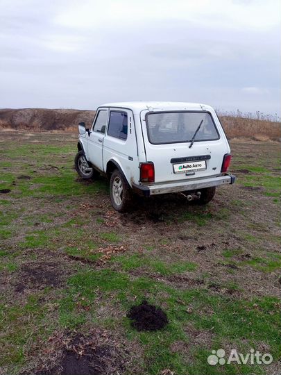 LADA 4x4 (Нива) 1.7 МТ, 2000, 150 000 км