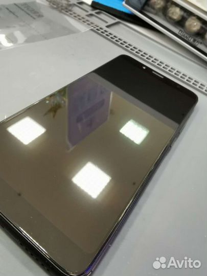 Чехлы, защитные стекла, бронирование плёнкой