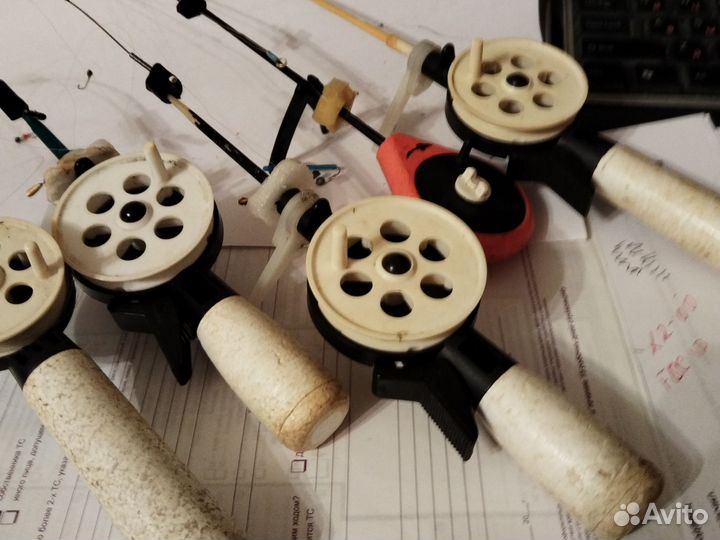 Зимние удочки бу 5 шт (3 оснащенные)