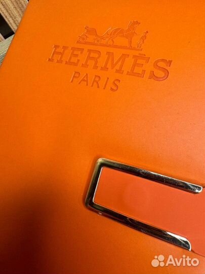 Блокнот с ручкой hermes. Набор gucci. Косметичка