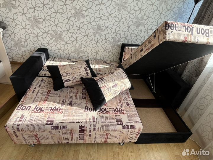 Диван угловой