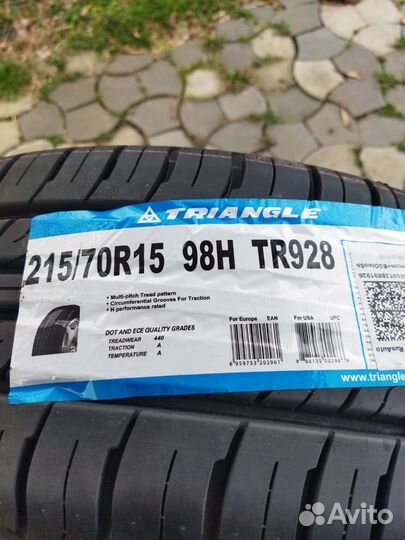 Triangle TR928 215/70 R15
