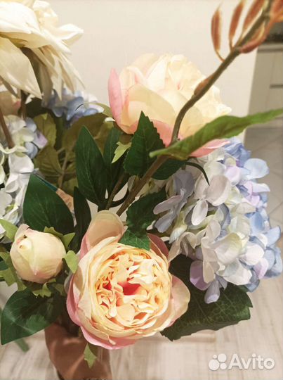 Искусственные цветы букет